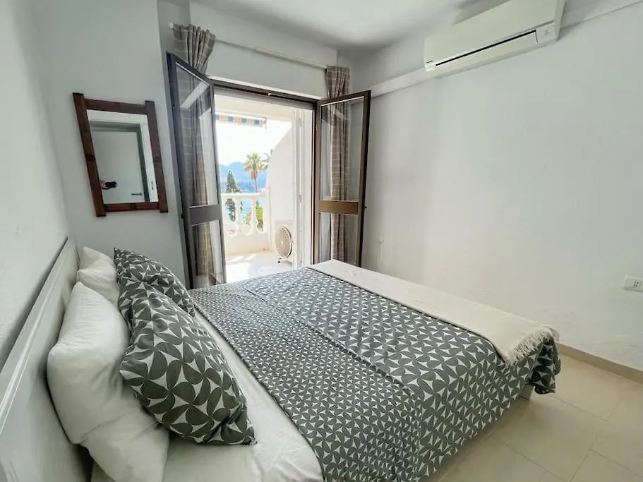 Carabeillo Seaview Apartment نيرخا إسبانيا